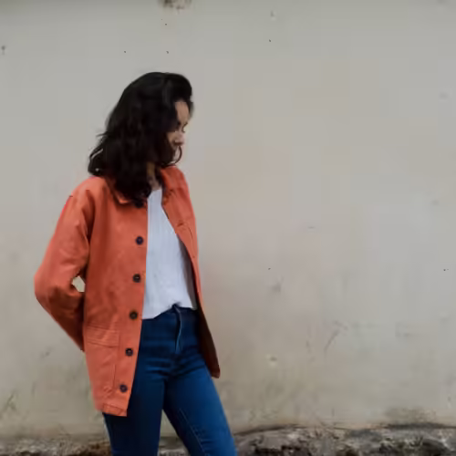 Veste de travail de couleur corail de la marque Faguo