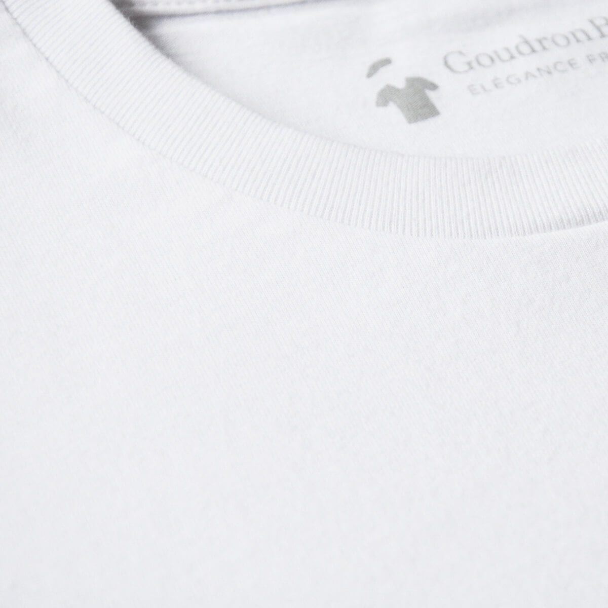 Grammage du tissu blanc en 220g/m2 du T-shirt GoudronBlanc