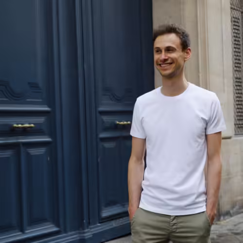 T-shirt blanc de qualité supérieure - GoudronBlanc
