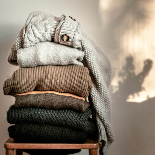 Un lavage délicat et un séchage à plat garantissent une protection optimale contre les mites.