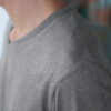 Tissu du T-shirt col V gris béton - Gris chiné - Pour homme - GoudronBlanc