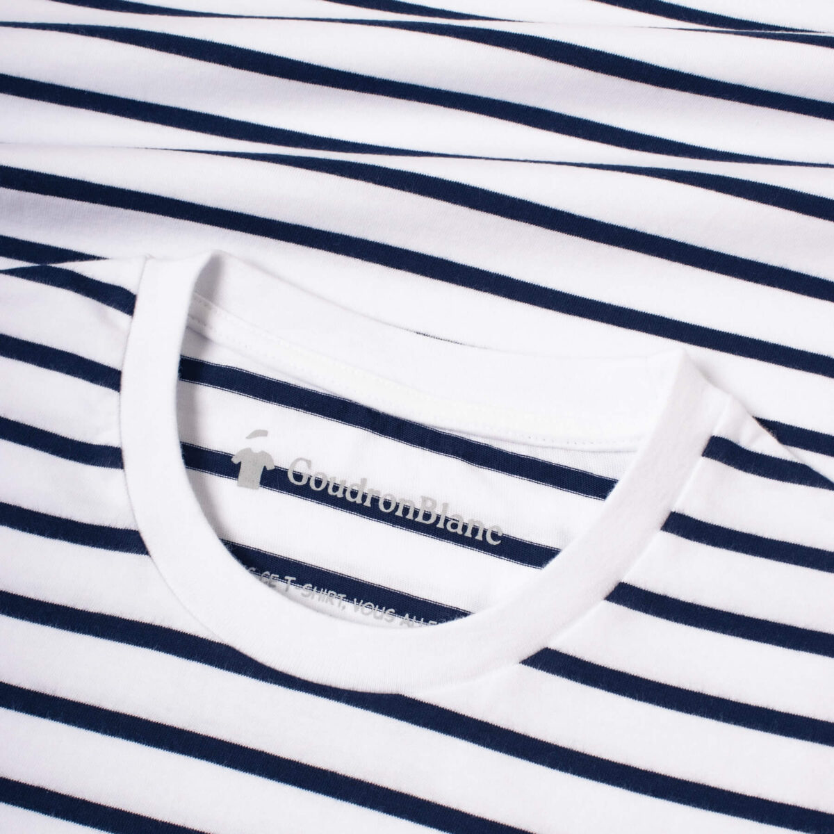 Encolure du T-shirt marinière de qualité - GoudronBlanc