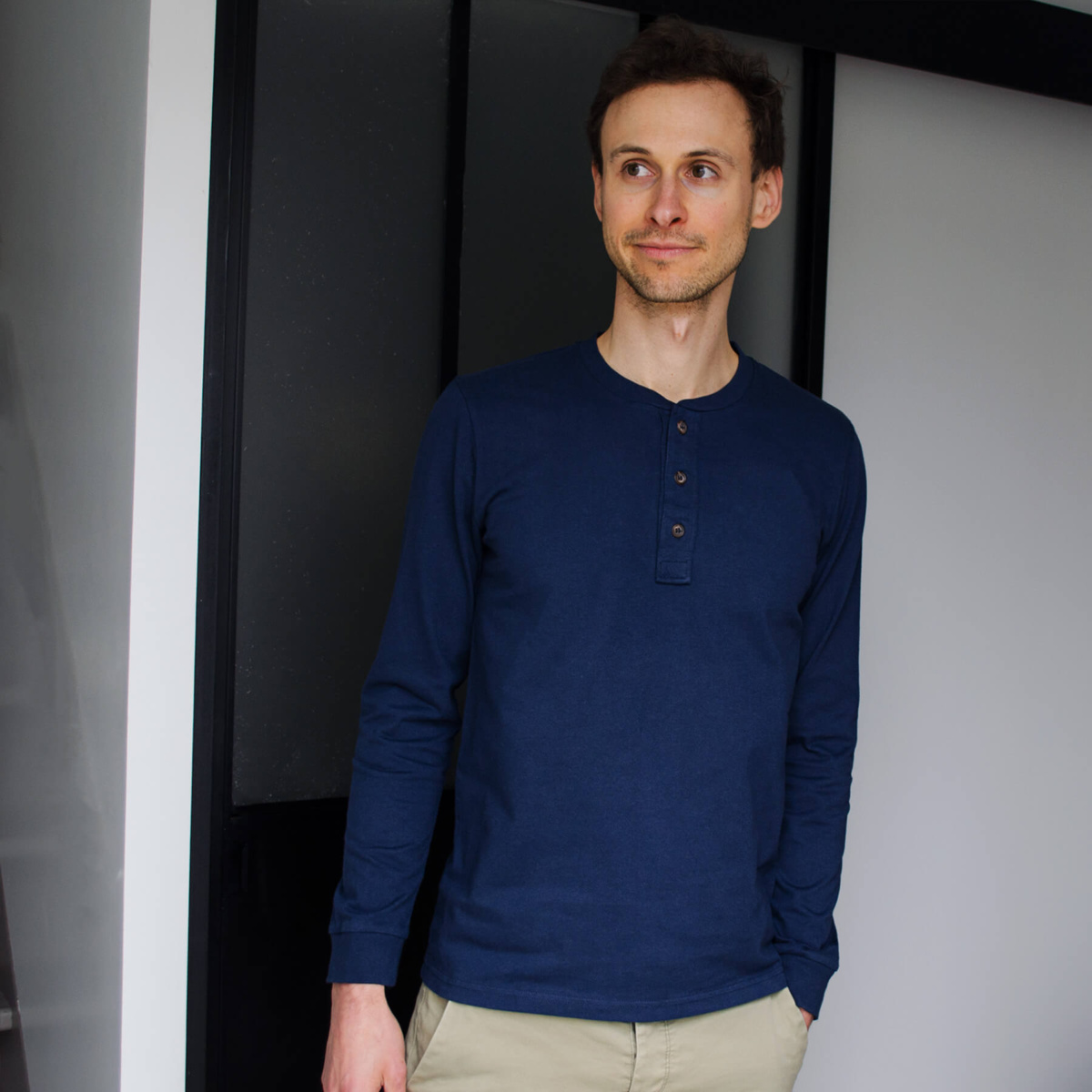 Henley manches longues vrai bleu marine pour homme - GoudronBlanc