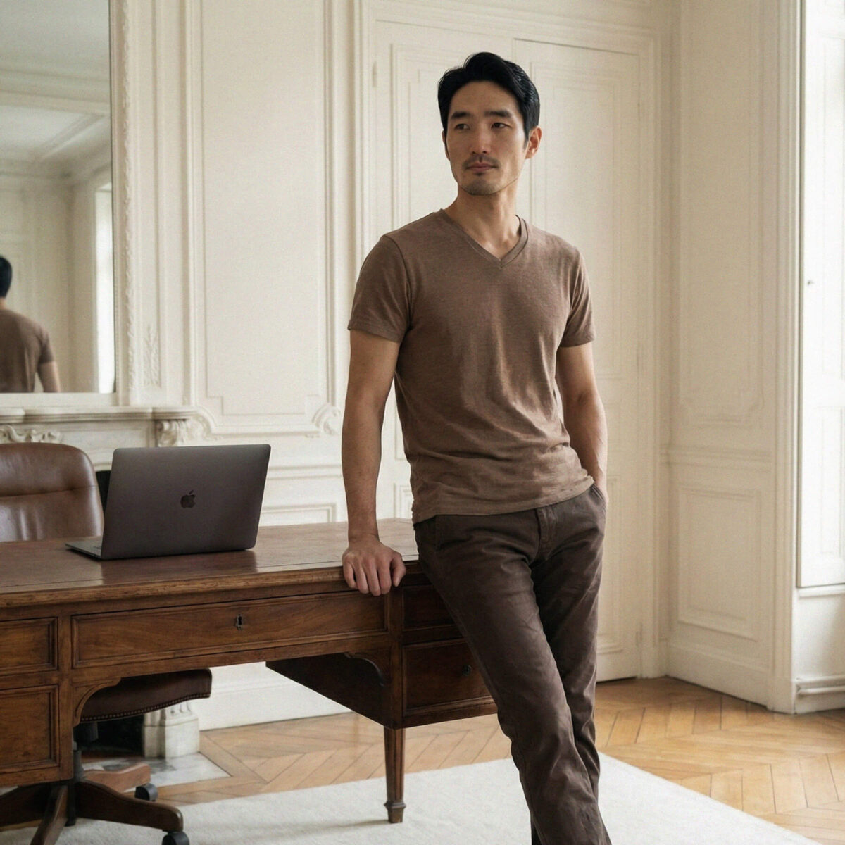 T-shirt col V brun sépia pour homme - GoudronBlanc