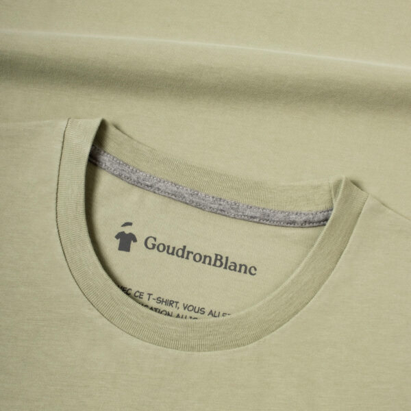 Encolure T-shirt col rond vert épopée - GoudronBlanc